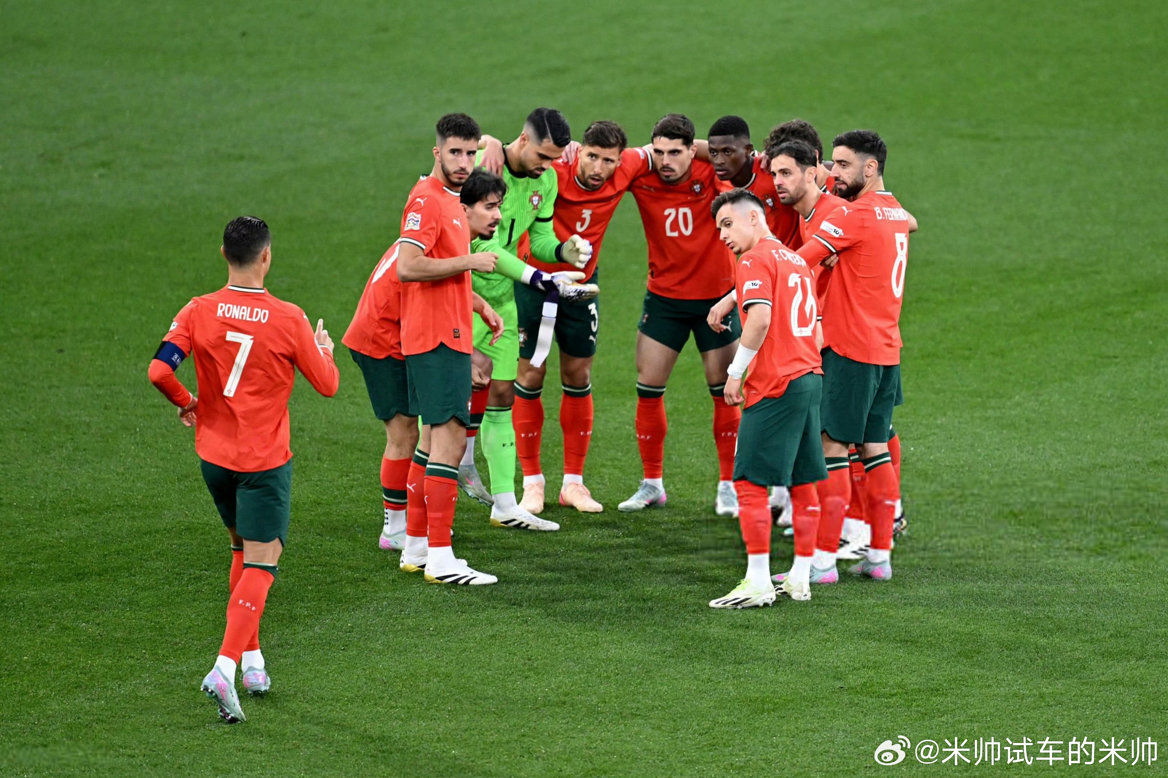 包含欧国联半决赛:意大利挑战西班牙,谁能胜出?的词条 包含欧国联半决赛:意大利挑战西班牙,谁能胜出?的词条