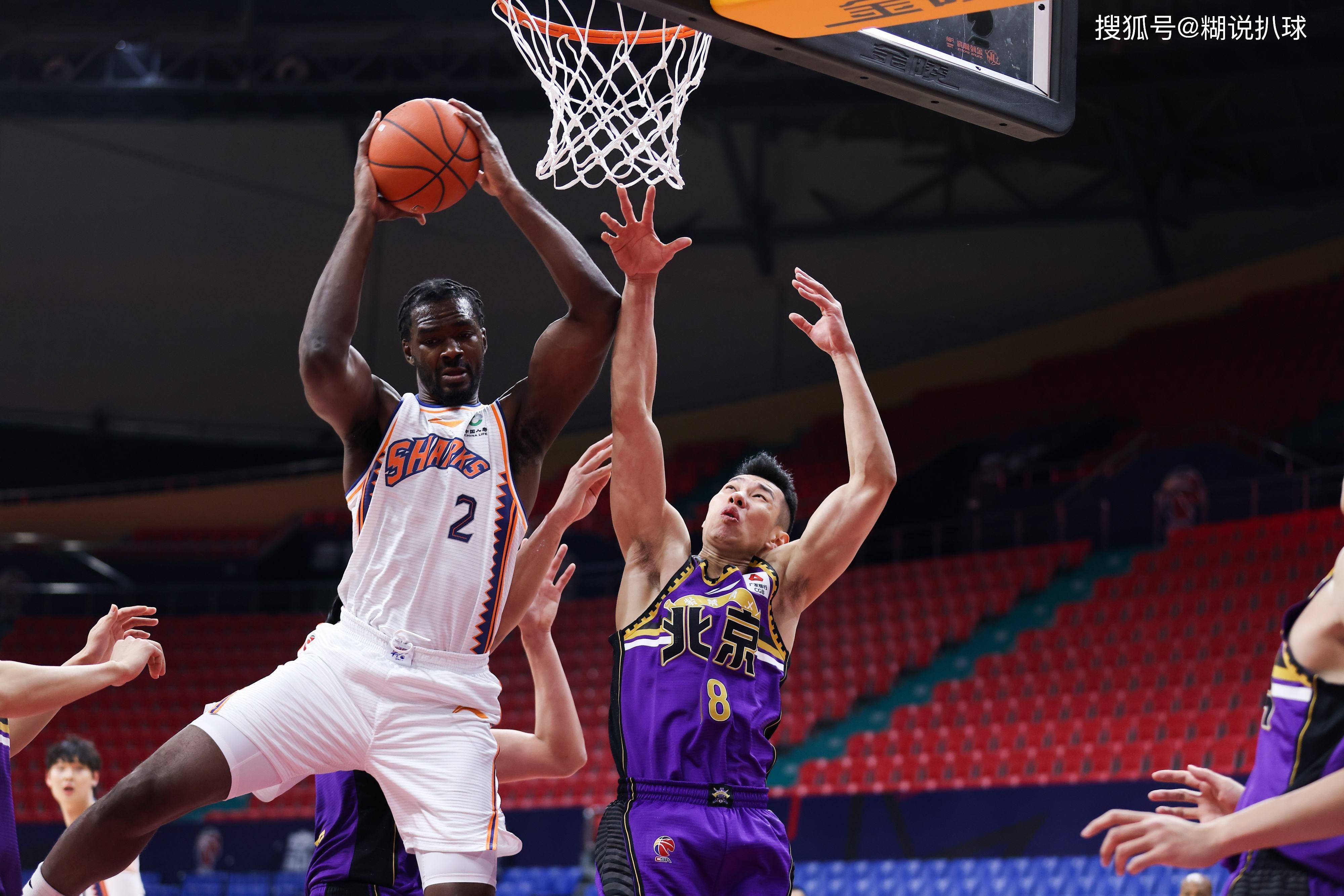 NCAA大赛直播拉开序幕，球迷热烈期待的简单介绍