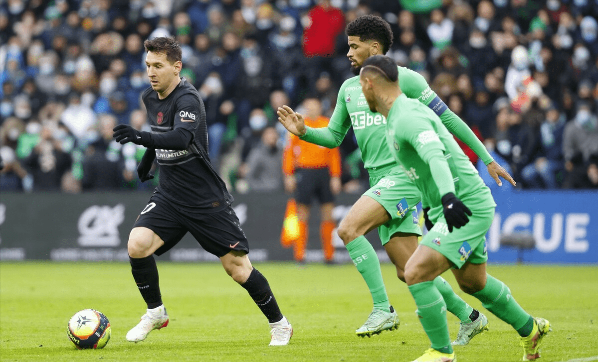 关于加拿大绝杀巴萨，马尔基尼奥斯送出助攻的信息