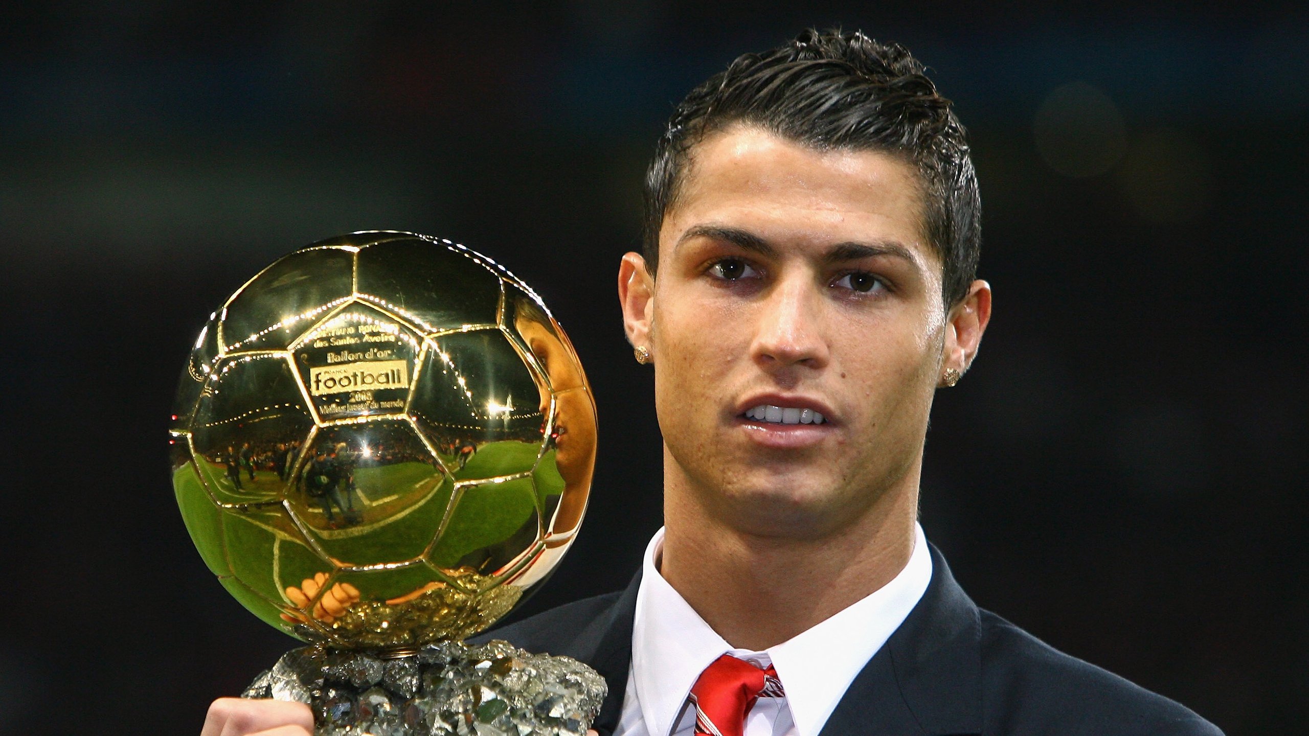 阿什拉夫,欧冠决赛之夜的纪录刷新者与团队胜利的注脚