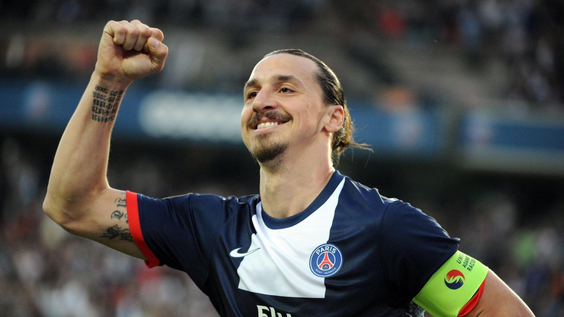 冰封神话与赤焰孤星，当秘鲁的团队铁壁遇上C罗的个人神域